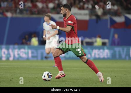 Bruno Fernandes del Portogallo durante la partita di calcio UEFA Euro 2024, gruppo F, tra Portogallo e Cechia (Repubblica Ceca) il 18 giugno 2024 allo Stadio di Lipsia, in Germania Foto Stock