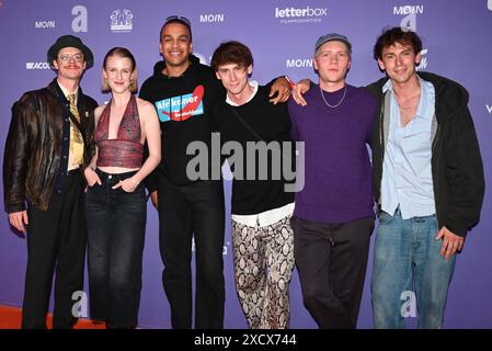 Merlin Sandmeyer, Klara Lange, Charles Booz Jakob, Oskar Belton, Bruno Aexander und Emil Belton beim Moin Mittsommer Jahresempfang 2023 der Filmförderung Hamburg Schleswig-Holstein im Theater Kampnagel. Hamburg, 18.06.2024 Merlin Sandmeyer, Klara Lange, Charles Booz Jakob, Oskar Belton, Bruno Aexander und Emil Belton beim Moin Mittsommerfest auf Kampnagel., Hamburg Deutschland Kampnagel *** Merlin Sandmeyer, Klara Lange, Charles Booz Jakob, Oskar Belton, Bruno Aexander e Emil Belton al Moin Mittsommer Annual Reception 2023 di Filmförderung Hamburg Schleswig Holstein al Theater Ka Foto Stock