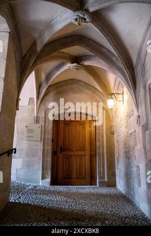 Una porta nel municipio di Ginevra, Svizzera, 21 maggio 2023. Une porte dans les locaux de l Hotel de ville de Geneve en Suisse le 21 mai 2023. Foto Stock