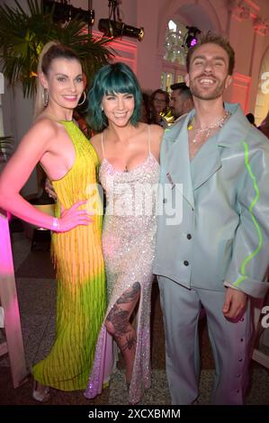 Rebecca Kunikowski, Isabella Franke und Felix Nieder beim Raffaello Summer Day 2024 in der Orangerie Schloss Charlottenburg. Berlino, 18.06.2024 Foto Stock