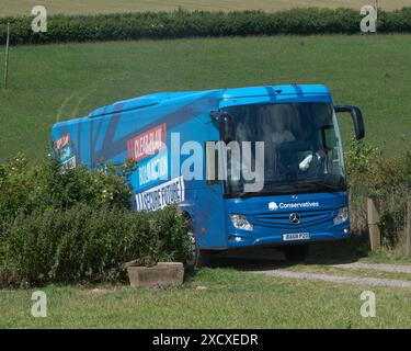 Autobus da battaglia del partito conservatore Foto Stock