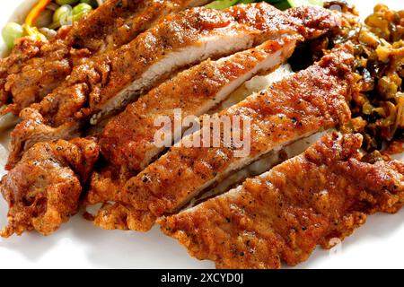Un primo piano di costolette di riso croccanti, uno spuntino tradizionale a Taiwan. Foto Stock