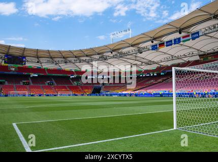 Uebersicht im Stadion, UEFA EURO 2024 - gruppo A, Germania vs Ungheria, Arena Stoccarda AM 19. Giugno 2024 a Stoccarda, Germania. Foto von Silas Schueller/DeFodi immagini vista interna generale dello stadio, UEFA EURO 2024 - gruppo A, Germania vs Ungheria, Arena Stoccarda il 19 giugno 2024 a Stoccarda, Germania. Foto di Silas Schueller/DeFodi Images Defodi-738 738 GERHUN 20240619 118 *** Uebersicht im Stadion, UEFA EURO 2024 gruppo A, Germania vs Ungheria, Arena Stoccarda am 19 giugno 2024 a Stoccarda, Germania foto di Silas Schueller DeFodi Images vista generale interna dello stadio, UEFA EURO 2024 G Foto Stock