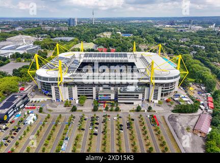 Dortmund, Germania. 19 giugno 2024. Vista aerea generale di BVB Stadion, Dortmund, Germania il 19 giugno 2024 Credit: Every Second Media/Alamy Live News Foto Stock