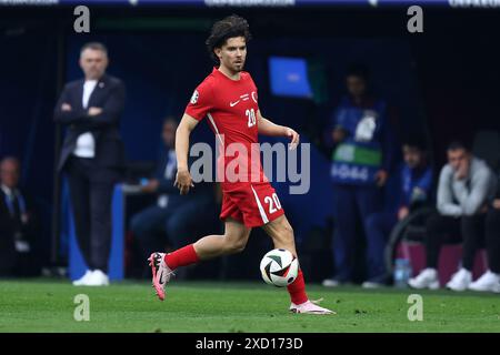 Ferdi Kadioglu della Turchia in azione durante la partita UEFA Euro 2024 del gruppo D tra Turchia e Georgia al BVB Stadion Dortmund il 18 giugno 2024 a Dortmund, Germania. Foto Stock