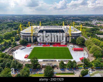 Dortmund, Germania. 19 giugno 2024. Veduta aerea generale del BVB Stadion e campo di allenamento, Dortmund, Germania il 19 giugno 2024 Credit: Every Second Media/Alamy Live News Foto Stock