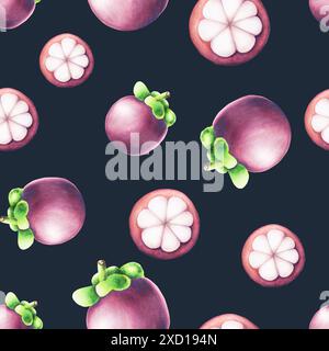 Motivo senza cuciture mangostano viola. Illustrazione di frutta ad acquerello tropicale isolata sullo sfondo. Per designer, decorazione spa, cartoline, matrimoni, Foto Stock