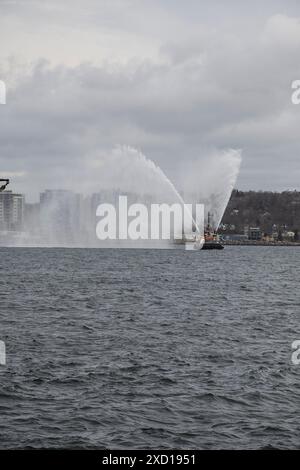 Barca antincendio nel porto di Halifax, nuova Scozia, Canada Foto Stock