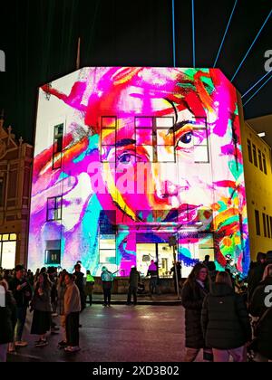 Ballarat Australia / White Night Ballarat trasforma la sua splendida architettura in opere d'arte. Foto Stock