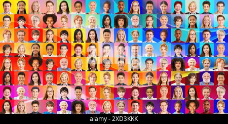 Panorama delle persone ritratti di molte generazioni su sfondo arcobaleno Foto Stock