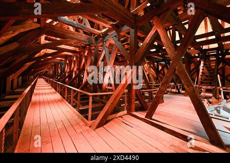 Brno, Repubblica Ceca. 20 giugno 2024. La chiesa di San Giacomo è aperta al giornalista dopo tre anni di ricostruzione, prima della sua apertura al pubblico a Brno, Repubblica Ceca, 20 giugno 2024. Crediti: Vaclav Salek/CTK Photo/Alamy Live News Foto Stock