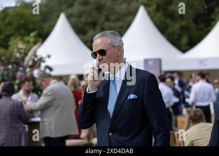 Henry Beeby CEO di The Goffs London sale, la vendita di purosangue più esclusiva di Londra, dove i cavalli cambiano mano per milioni di dollari, i Kensington Palace Gardens Foto Stock