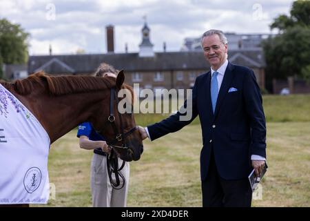 Henry Beeby CEO di The Goffs London sale, la vendita di purosangue più esclusiva di Londra, dove i cavalli cambiano mano per milioni di dollari, i Kensington Palace Gardens Foto Stock