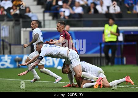 Francoforte Germania Giugno Il Belga Leandro Trossard Corre Con