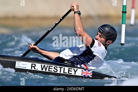 Waltham Cross, Regno Unito. 20 giugno 2024. Giornata dei media in canoa. Lee Valley White Water Centre. Waltham Cross. Ryan Westley durante la giornata mediatica dei giochi olimpici pre Paris2024 al Lee Valley White Water Centre, Regno Unito. Crediti: Sport in foto/Alamy Live News Foto Stock