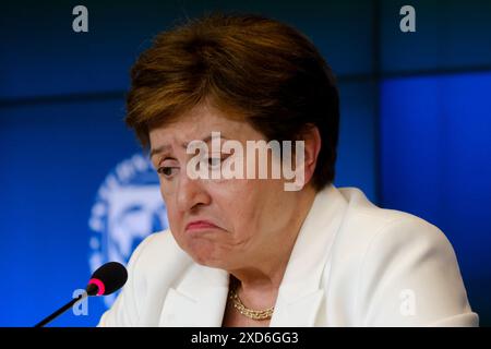 Lussemburgo, Lussemburgo. 20 giugno 2024. Kristalina Georgieva, amministratore delegato del Fondo monetario internazionale (FMI), interviene in una conferenza stampa a seguito di una riunione dell'Eurogruppo a Lussemburgo, giovedì 20 giugno 2024. Crediti: ALEXANDROS MICHAILIDIS/Alamy Live News Foto Stock