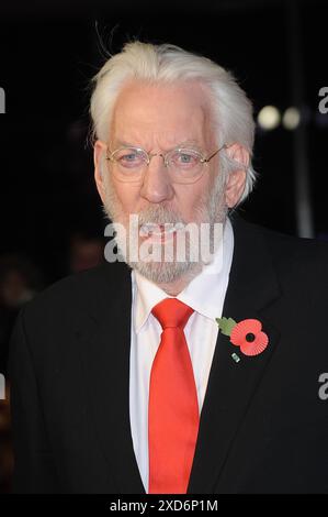 Donald Sutherland partecipa alla prima mondiale dei Giochi della fame: Mockingjay parte 1 presso l'Odeon Leicester Square a Londra.10 novembre 2014 CAP/BEL Foto Stock