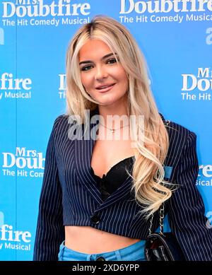 LONDRA, REGNO UNITO. 20 giugno 2024. Phoebe Freeman è una deduzione frequenta 'Mrs. Doubtfire: The Musical' assiste a 'Mrs. Doubtfire: The Musical' 1st 'Nanniversary' Performance allo Shaftesbury Theatre, Londra, Regno Unito. Credito: Vedi li/Picture Capital/Alamy Live News Foto Stock