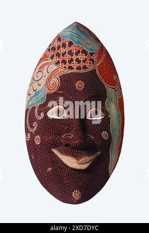 Applicazione batik in materiale maschera in legno sembra lussuoso. Ampiamente utilizzato come decorazione di interni per la casa. Foto Stock