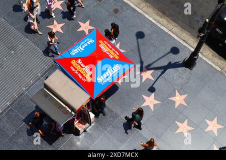 Starline Tours su Hollywood Boulevard, Starline è l'originale Hollywood Celebrity Homes Tour dal 1935 Foto Stock