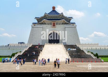 Taipei, Taiwan - 23 aprile 2019: Il National Chiang Kai-shek Memorial Hall in Piazza della libertà. Foto Stock