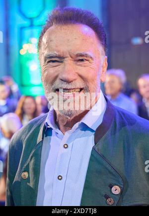 Vienna, Austria. 20 giugno 2024. Austrian World Summit 2024 - The Schwarzenegger Iniative - il 20 giugno 2024, a Vienna, Austria., Arnold SCHWARZENEGGER, conferenza - 20240620 PD1726 credito: APA-PictureDesk/Alamy Live News Foto Stock