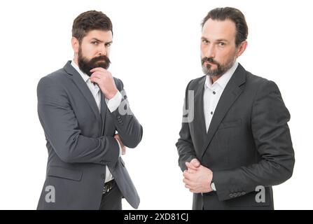 Resta di classe. Signori seri isolati su bianco. Uomini d'affari in abbigliamento formale. Uomini bearded in stile formale. È richiesto un abbigliamento e un abbigliamento formale. Moda formale Foto Stock