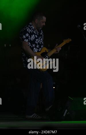 Roma, Italia. 20 giugno 2024. Ross Godfrey si esibisce durante il Concerto Morcheeba al Tempio di Venere, Parco Archeologico del Colosseo a Roma, il 20 giugno 2024. (Foto di Domenico Cippitelli/NurPhoto) credito: NurPhoto SRL/Alamy Live News Foto Stock