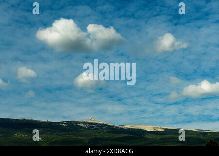 Parete sud del Mont Ventoux (1910 m). Vaucluse. Provence-Alpes-Côte d'Azur. Francia Foto Stock