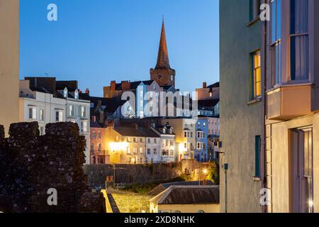 Serata a Tenby, Pembrokeshire, Galles. Foto Stock