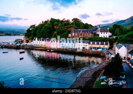 città di portree sull'isola di skye Foto Stock