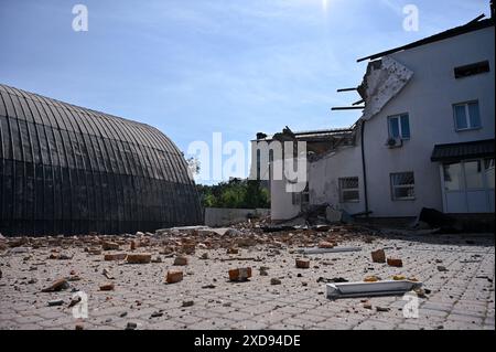 Non esclusiva: LEOPOLI, UCRAINA - 19 GIUGNO 2024 - un edificio amministrativo dell'Istituto statale di controllo della ricerca dei medicinali veterinari e Foto Stock