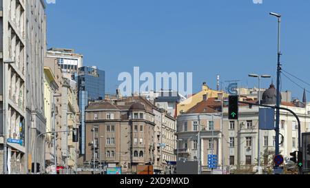 Belgrado, Serbia - 10 agosto 2021: Via Zeleni Venac al Sunny Summer Day nel centro storico. Foto Stock