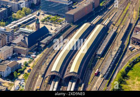 Vista aerea, stazione e piattaforme principali di Hagen, Deutsche Bahn AG, centro città, Hagen, zona della Ruhr, Renania settentrionale-Vestfalia, Germania, Hbf, stazione centrale Foto Stock