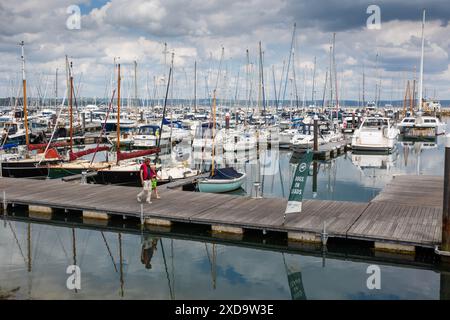Osprey Quay Marina, Portland, Dorset, Regno Unito 2024 Foto Stock