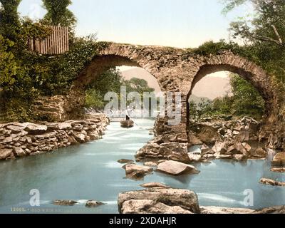 Old Weir Bridge, Killarney, County Kerry, Irland, Historisch, Digital restaurierte Reproduktion von einer Vorlage aus dem 19. Jahrhundert, data record Foto Stock