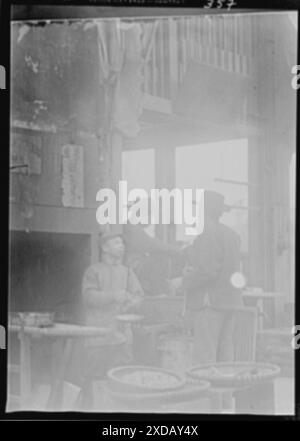 Un posto a Washington, Chinatown, San Francisco. Collezione fotografica Genthe. Foto Stock