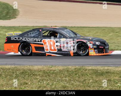 Lexington, Ohio, Stati Uniti. 21 giugno 2024. WILLIAM SAWALICH #18 si è qualificato secondo posto prima della gara NASCAR/ARCA al Mid-Ohio Sports Car Course. (Credit Image: © Scott Hasse/ZUMA Press Wire) SOLO PER USO EDITORIALE! Non per USO commerciale! Foto Stock