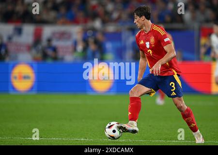 Robin le Normand (3) di Spagna nella foto di una partita di calcio tra le squadre nazionali di Spagna e Italia nella seconda giornata del girone B nella fase a gironi del torneo UEFA Euro 2024 , venerdì 20 giugno 2024 a Gelsenkirchen , Germania . FOTO SPORTPIX | David Catry Foto Stock