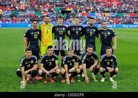 Colonia, Germania. 19 giugno 2024. Squadra di Scozia vista durante la partita di UEFA Euro 2024 tra le squadre nazionali di Scozia e Svizzera a Rheinenergiestadion. Punteggio finale : Svizzera 1 : 1 Scozia credito: SOPA Images Limited/Alamy Live News Foto Stock