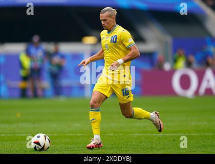 Dusseldorf, Germania. 21 giugno 2024. Mykhailo Mudrick dell'Ucraina durante la partita di UEFA Euro 2024 tra Slovacchia e Ucraina, gruppo e data 2, giocata al Merkur Spiel-Arena il 21 giugno 2024 a Düsseldorf, Germania. (Foto di Sergio Ruiz/PRESSINPHOTO) credito: PRESSINPHOTO SPORTS AGENCY/Alamy Live News Foto Stock