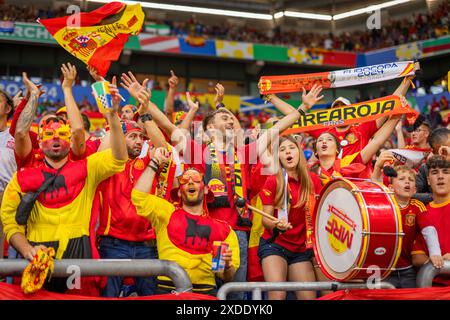 Gelsenkirchen, Germania. 20 giugno 2024. Spanische Fans Spagna - Italia Spanien - Italien 20.06.2024 Copyright (nur für journalistische Zwecke) di : Foto Stock