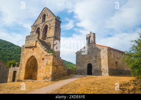 Chiesa romanica. Aldea de Ebro, Cantabria, Spagna. Foto Stock