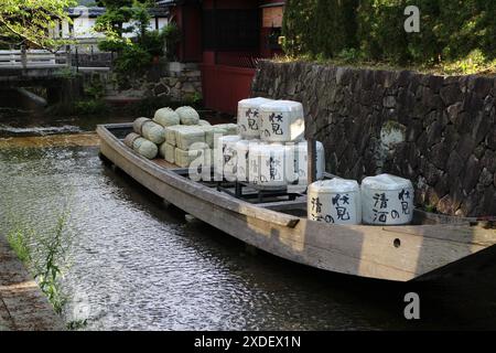 Takasebune sul fiume Takase a Kyoto, Giappone Foto Stock