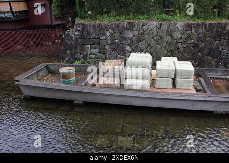 Takasebune sul fiume Takase a Kyoto, Giappone Foto Stock