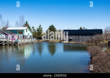 Laghetto presso il villaggio del molo di Magnetic Hill a Moncton, New Brunswick, Canada Foto Stock