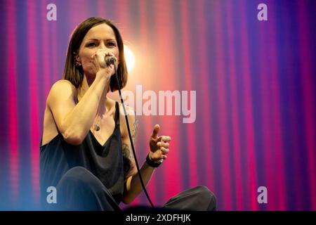 Vienna, Österreich. 22. Juni 2024. Christina Stürmer beim 41. Donauinselfest auf der Hauptbühne. Vienna *** Vienna, Austria 22 giugno 2024 Christina Stürmer al Festival dell'Isola del Danubio 41 sul palco principale di Vienna Foto Stock