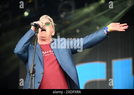 22 giugno 2024, Leeds, South Yorkshire, U. K: China Crisis Performing al Lets Rock Leeds 80s Festival 2024 ,Leeds, Regno Unito (Credit Image: © Robin Burns/ZUMA Press Wire) SOLO USO EDITORIALE! Non per USO commerciale! Foto Stock