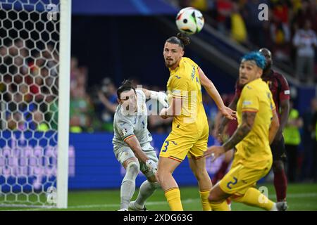 Colonia, Germania. 22 giugno 2024. Florin Nita (Romania)Radu Dragusin (Romania) durante la partita UEFA Euro Germany 2024 tra Belgio 2-0 Romania allo Stadio di Colonia il 22 giugno 2024 a Colonia, Germania. Crediti: Maurizio Borsari/AFLO/Alamy Live News Foto Stock