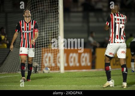 Rio De Janeiro, Brasile. 23 giugno 2024. RJ - RIO DE JANEIRO - 06/22/2024 - BRASILIANO A 2024, VASCO x SAN PAOLO - il giocatore di San Paolo Calleri si rammarica durante la partita contro il Vasco allo stadio Sao Januario per il campionato brasiliano A 2024. Foto: Jorge Rodrigues/AGIF (foto di Jorge Rodrigues/AGIF/Sipa USA) credito: SIPA USA/Alamy Live News Foto Stock